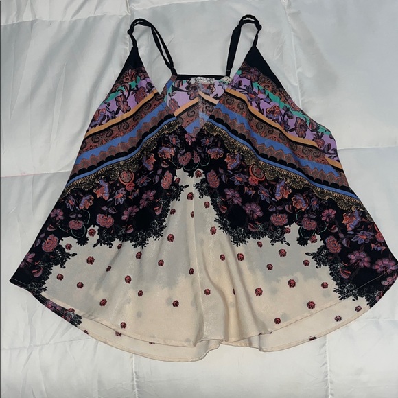 Free People Tops - Floral Print FREE PEOPLE Slinky Tank. 🌸